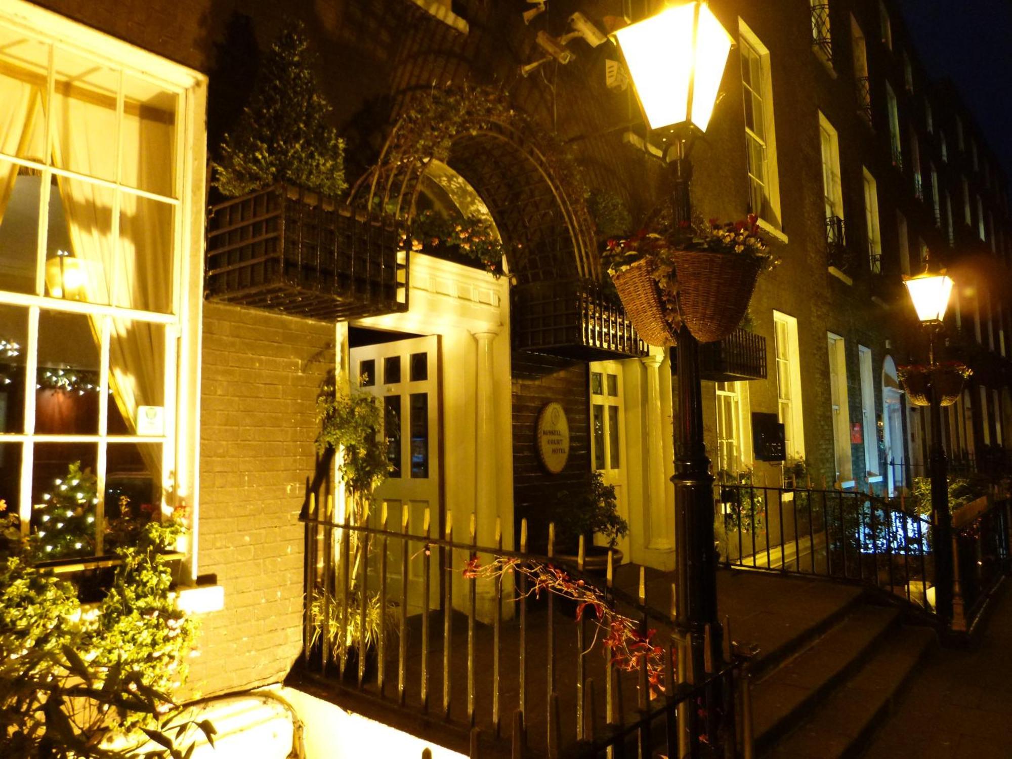 Russell Court Hotel Dublin Exterior foto